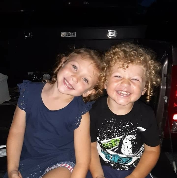 Meet your Posher, Avery - Picture 1 of 1